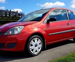 ***FOR SALE***

2006 FORD FIESTA 1.2 (face lift model) WITH A FULL MOT!! THIS WEE CAR LOOKS AND DRI