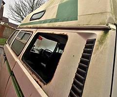 VwT25