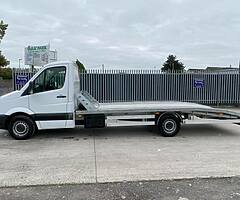 Empty truck leaving mayo going to dublin