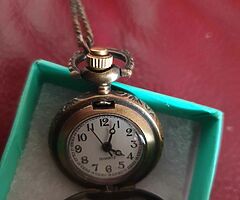 Karma necklace watch working 100%