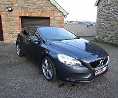 2017 Volvo V40 - Image 10/10