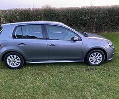 2010 Volkswagen Golf - Image 6/10