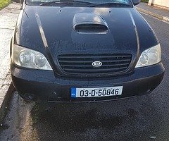 Kia sedona