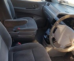 Kia sedona - Image 4/8