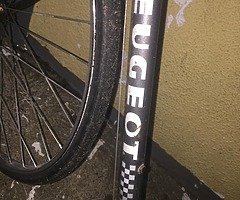 Peought racing bike - Image 2/9