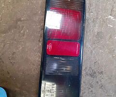 Ford Sierra hatchback

SMOKE TAIL LIGHTS AND NUMBER PLATE