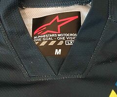Girls motocross gear - Image 8/10