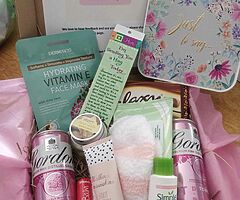 Postal gift boxes