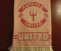 Man utd girls scarf
