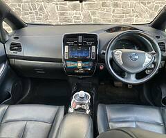 Nissan LEAF 30 kwh 6.6 kw