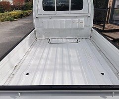 142 Nissan Nt100 Clipper 4x4 - Image 4/10