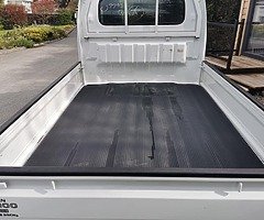 142 Nissan Nt100 Clipper 4x4 - Image 6/10