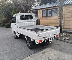 142 Nissan Nt100 Clipper 4x4 - Image 8/10