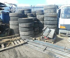 FOR SALE: Various Tyres - Image 4/5