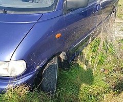 2 Nissan Serena/Vannete - Image 4/6