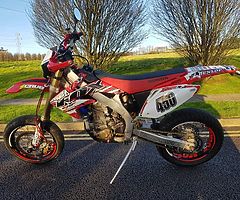Road registered CRF 450