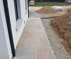 Stone mason block layer