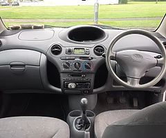 Toyota Yaris 1.0 petrol NCT low miles - Image 5/9