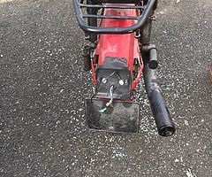 Hero majestic moped - Image 4/5