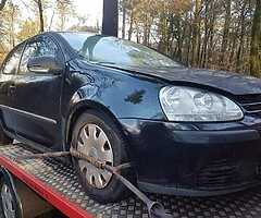 CASH FOR ALL VICHLES

End of life certificate given to all of vehicles

 WE take all makes and model