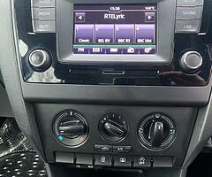 Skoda RAPID 1.2 petrol 2016 54k km WARRANTY FIANANCE - Image 7/10