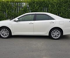 2017 Toyota Camry Hybrid