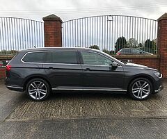 2017 Volkswagen Passat - Image 7/10