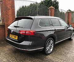 2017 Volkswagen Passat - Image 10/10