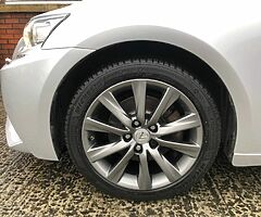 2017 Lexus IS 300 - Image 7/10