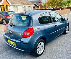 Renault Clio 1.4 petrol - Long MOT!
