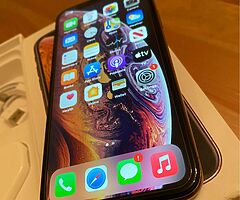 iPhone XS. Gold. 256gb. Unlocked