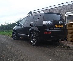2007 mitsubishi outlander warrior