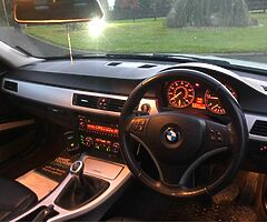 2011 BMW Series 3 - Image 5/10