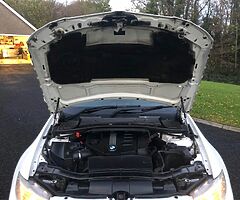 2011 BMW Series 3 - Image 7/10