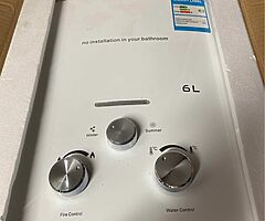 Portable gas water heater