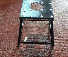 Moto x stand