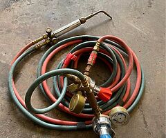 Oxygen acetylene
