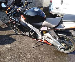 Aprilia RSV 1000 - Image 3/5