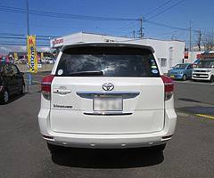TOYOTA VANGUARD 2012 (13,800 US Dollar) - Image 3/10
