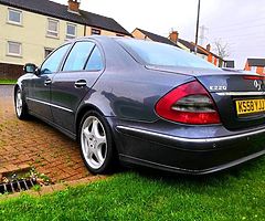 2009 Mercedes-Benz E220cdi AVANTGARDE
