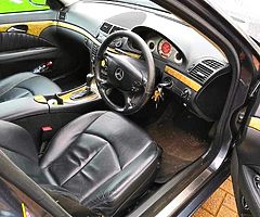 2009 Mercedes-Benz E220cdi AVANTGARDE