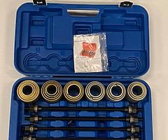 New 27pcs Universal Press And Pull Sleeve Kit Bush Bearing Removal Insertion Tool Set