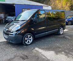 2007 Vivaro 2.5 Cdti Psv Auto Crewvan 5 Seats Take small Px
