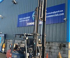 FOR SALE: Toyota 3 Ton Gas Forklift