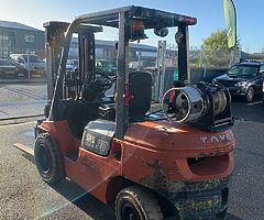 FOR SALE: Toyota 3 Ton Gas Forklift - Image 4/7