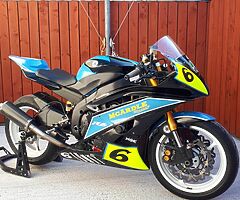R6 race bike
