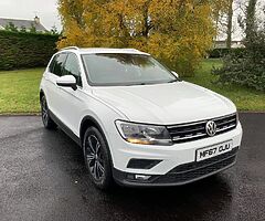 2017 Volkswagen Tiguan - Image 5/10