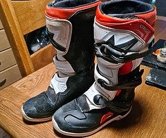 Motocross helmet and boots