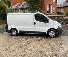 2005 Vivaro 1.9 Psv March 5 speed Roofrack Towbar Trade in to clear - Image 8/10