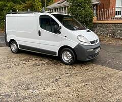 2005 Vivaro 1.9 Psv March 5 speed Roofrack Towbar Trade in to clear - Image 10/10
